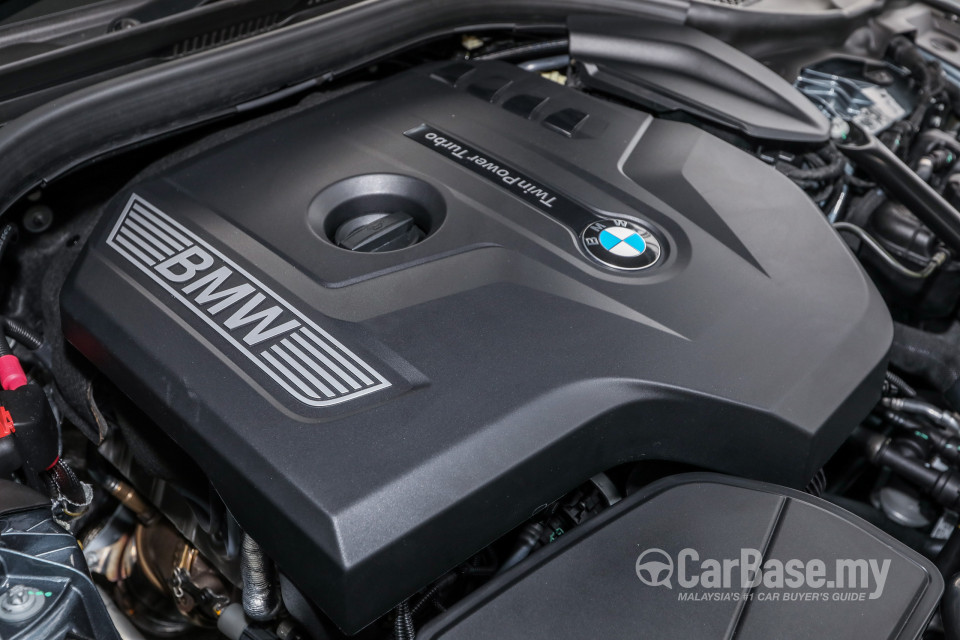 BMW 5 Series G30 (2017) Exterior