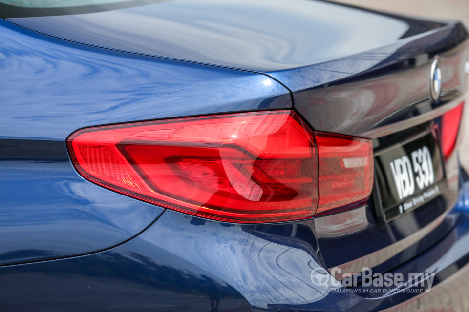 BMW 5 Series G30 (2017) Exterior