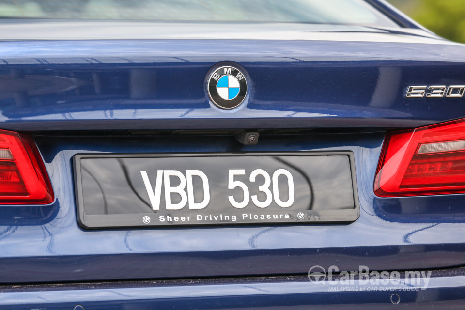 BMW 5 Series G30 (2017) Exterior