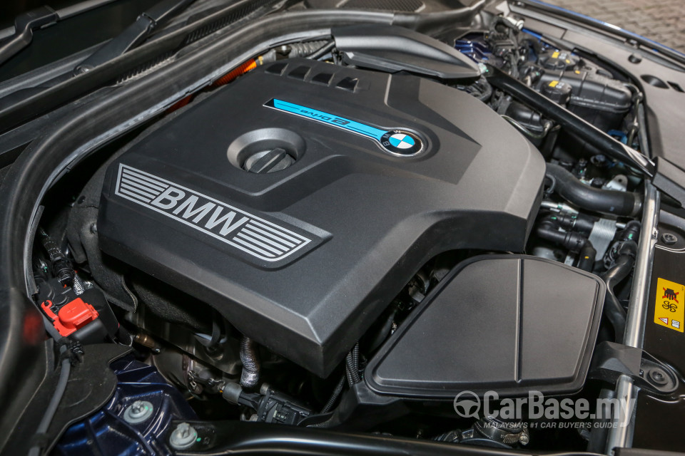 BMW 5 Series G30 (2017) Exterior