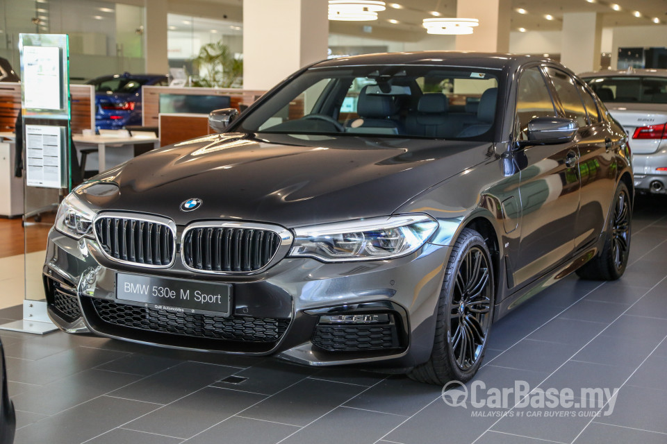 BMW 5 Series G30 (2017) Exterior