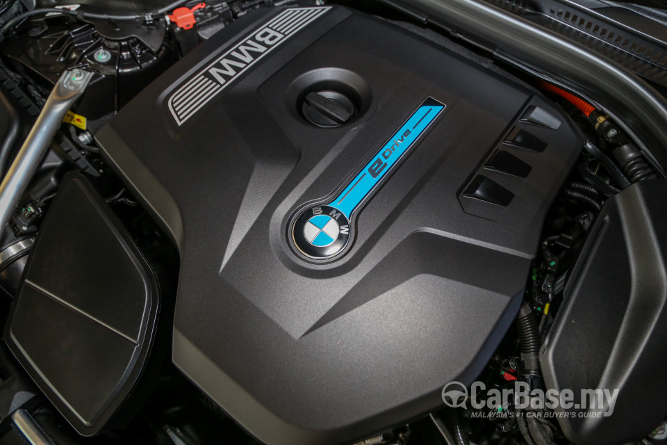 BMW 5 Series G30 (2017) Exterior