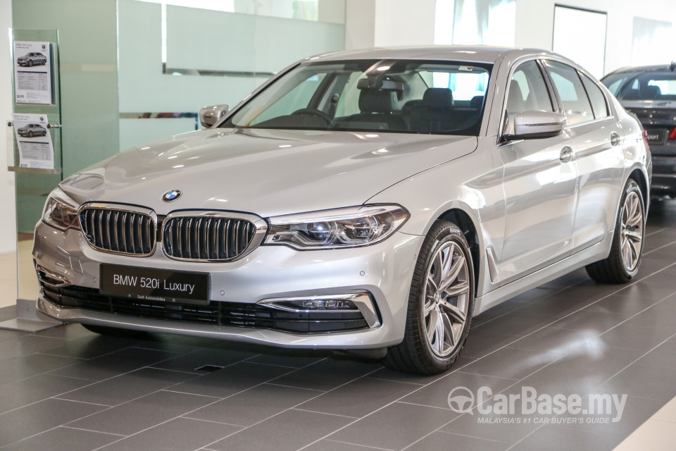 BMW 5 Series G30 (2017) Exterior