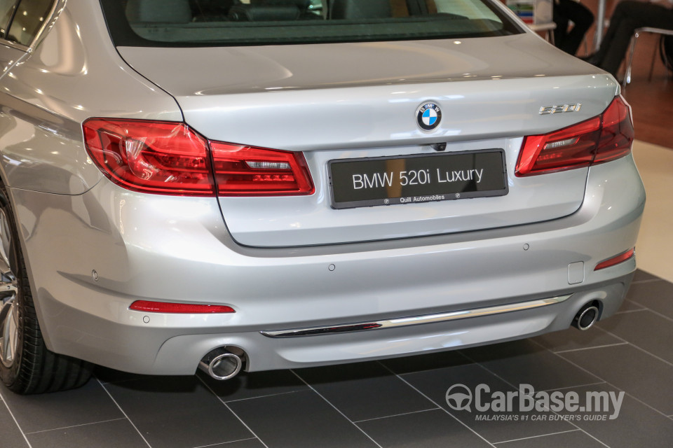 BMW 5 Series G30 (2017) Exterior