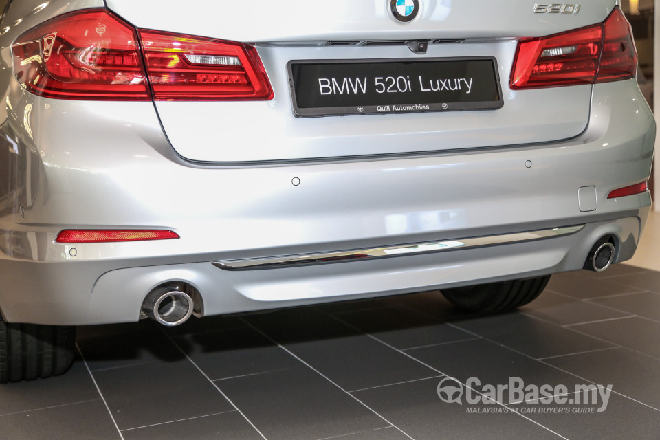 BMW 5 Series G30 (2017) Exterior