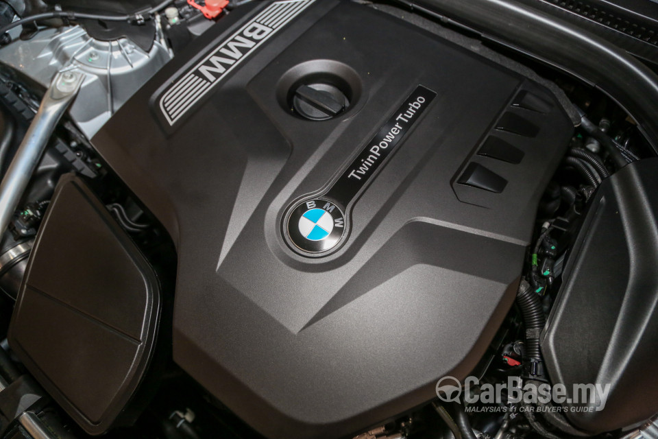 BMW 5 Series G30 (2017) Exterior