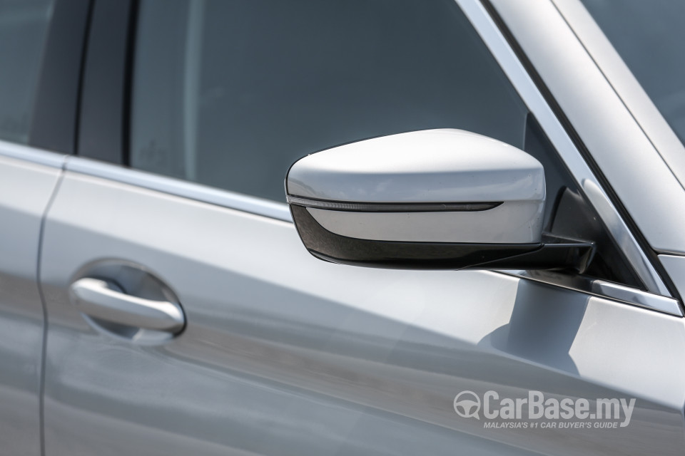 BMW 5 Series G30 (2017) Exterior