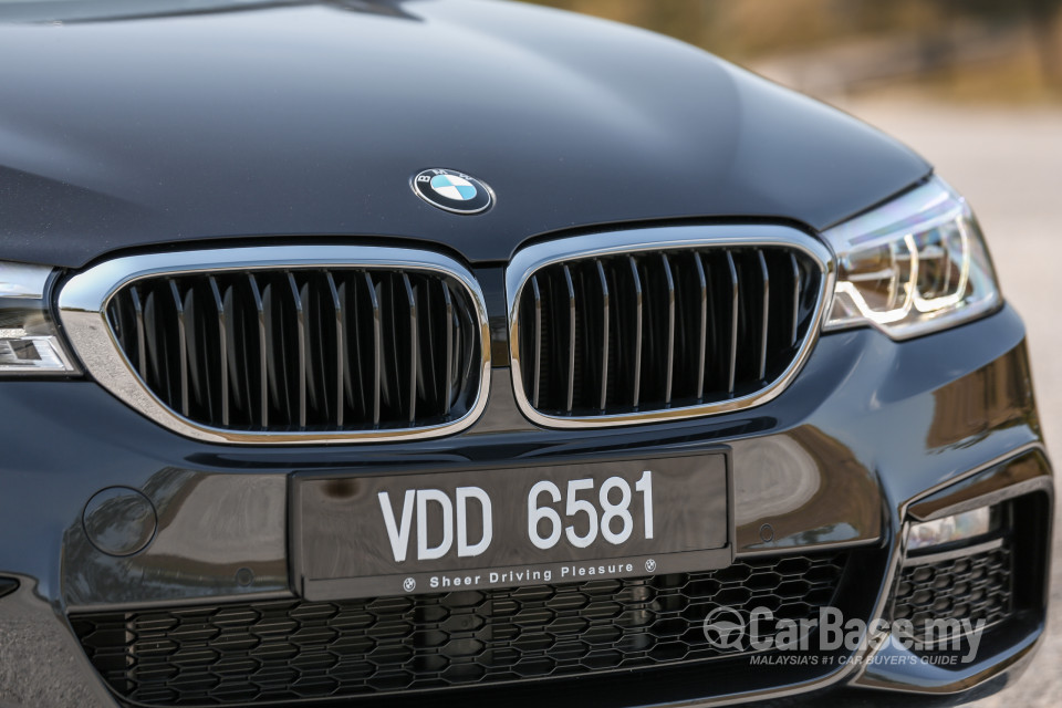 BMW 5 Series G30 (2017) Exterior