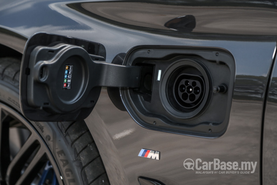 BMW 5 Series G30 (2017) Exterior