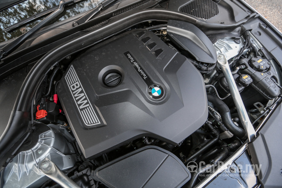 BMW 5 Series G30 (2017) Exterior
