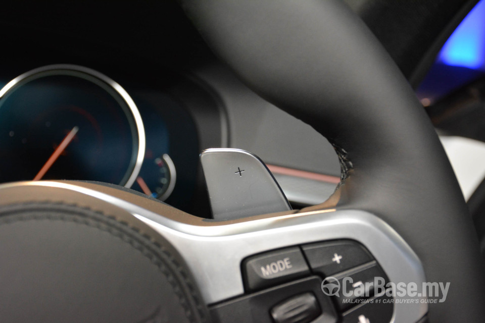 BMW 5 Series G30 (2017) Interior