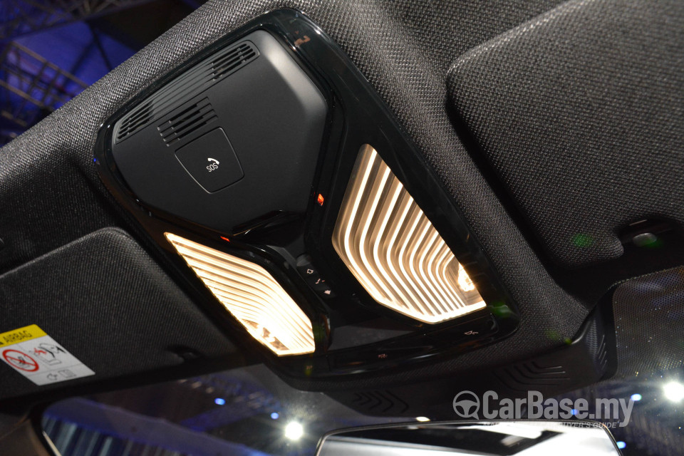 BMW 5 Series G30 (2017) Interior