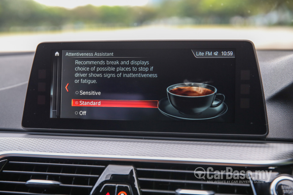 BMW 5 Series G30 (2017) Interior