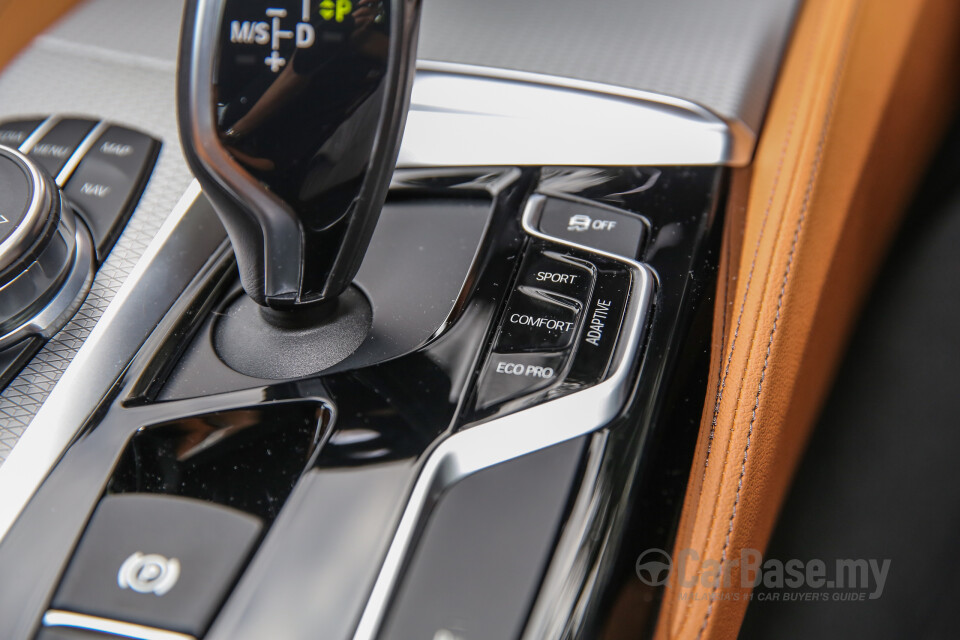 Lexus LS XF50 (2018) Interior