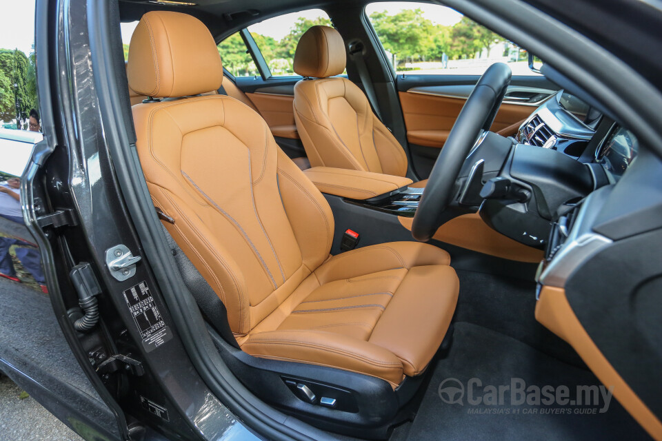 Chevrolet Cruze J300 (2012) Interior