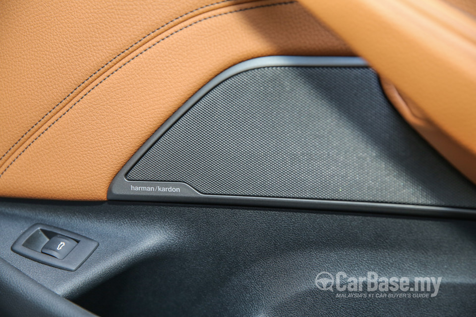 BMW 5 Series G30 (2017) Interior