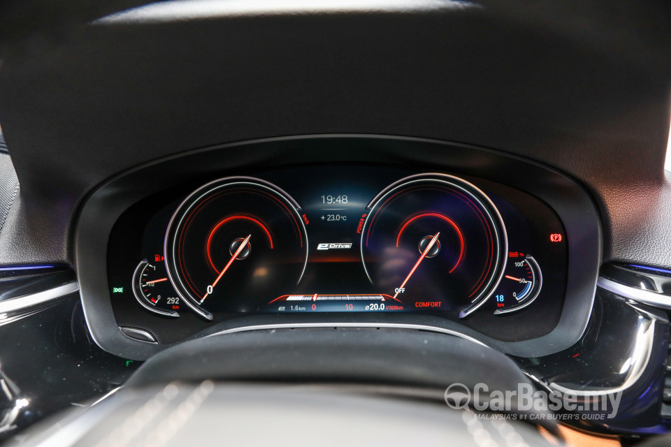 BMW 5 Series G30 (2017) Interior