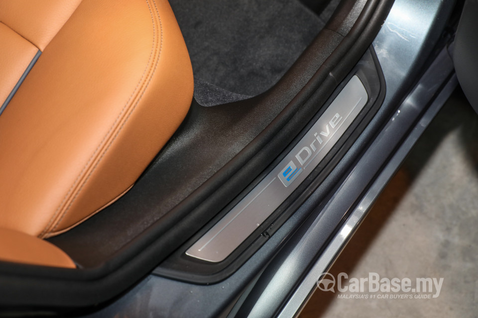 BMW 5 Series G30 (2017) Interior