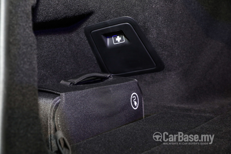 BMW 5 Series G30 (2017) Interior