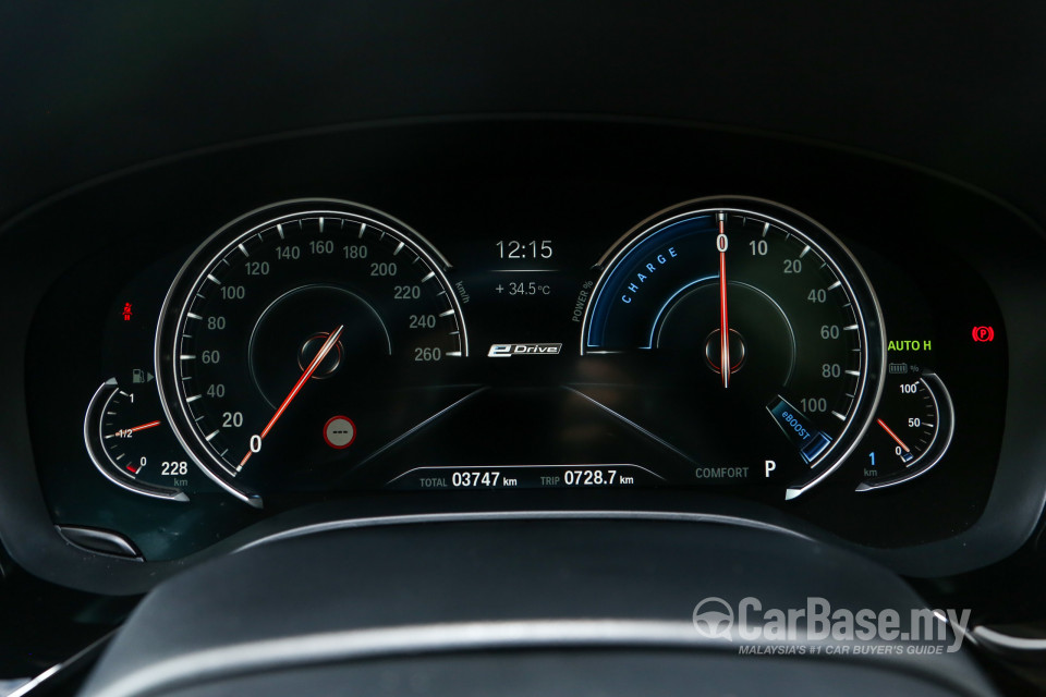 BMW 5 Series G30 (2017) Interior