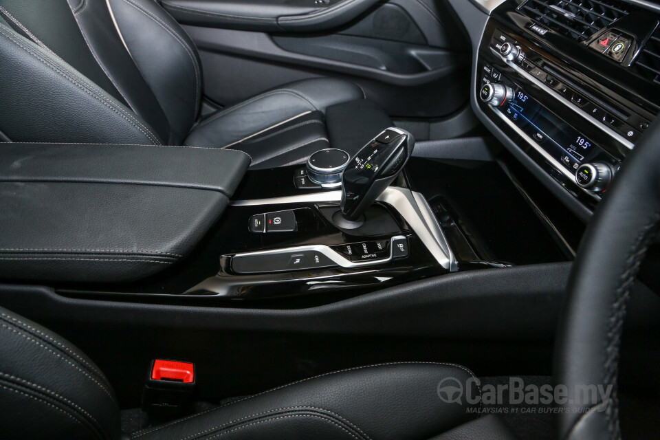 BMW i4 G26 (2022) Interior