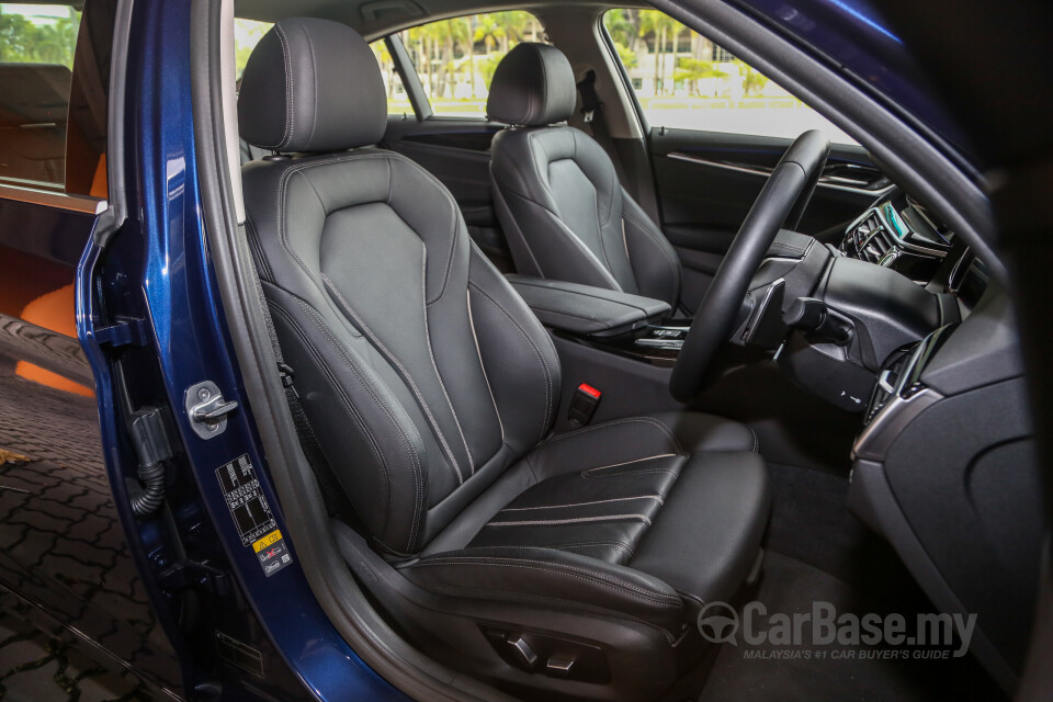 BMW i4 G26 (2022) Interior