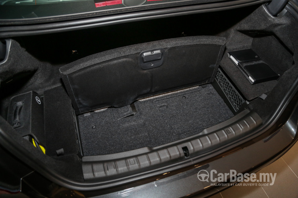 BMW 5 Series G30 (2017) Interior