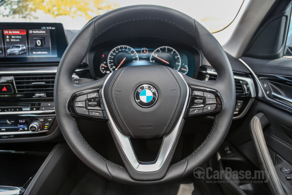 Kia Stinger CK (2018) Interior