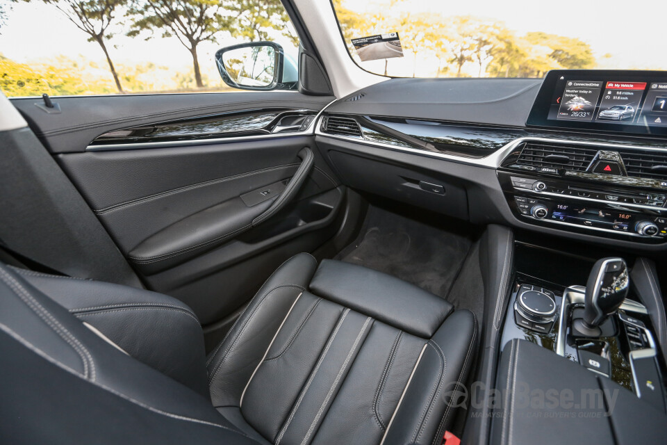 Kia Stinger CK (2018) Interior