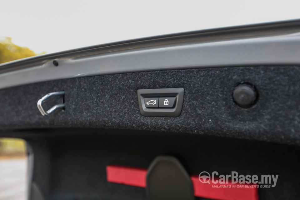 BMW 5 Series G30 (2017) Interior