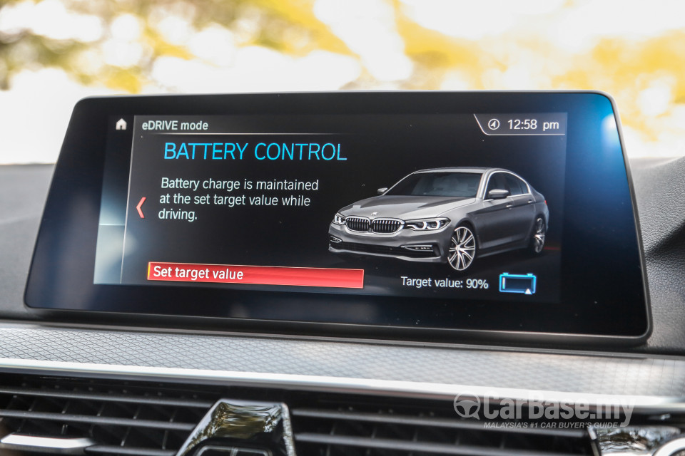BMW 5 Series G30 (2017) Interior