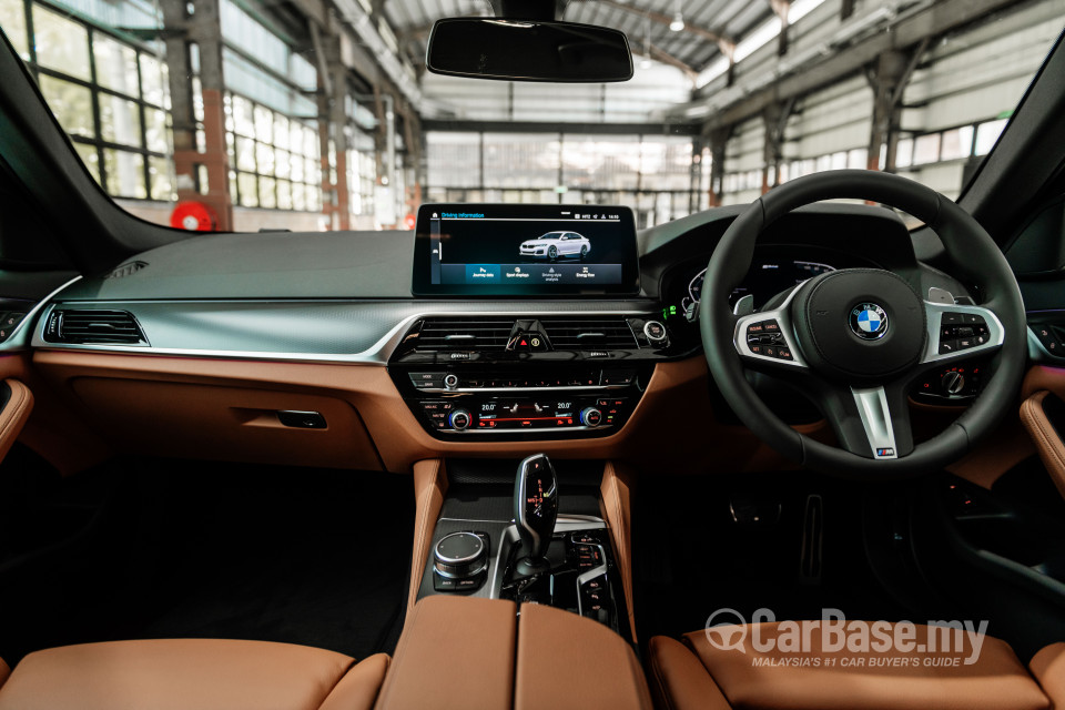 BMW 5 Series G30 LCI (2021) Interior
