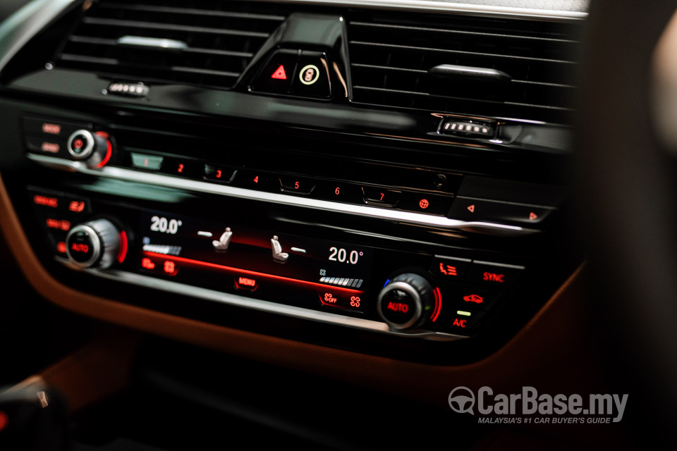 BMW 5 Series G30 LCI (2021) Interior