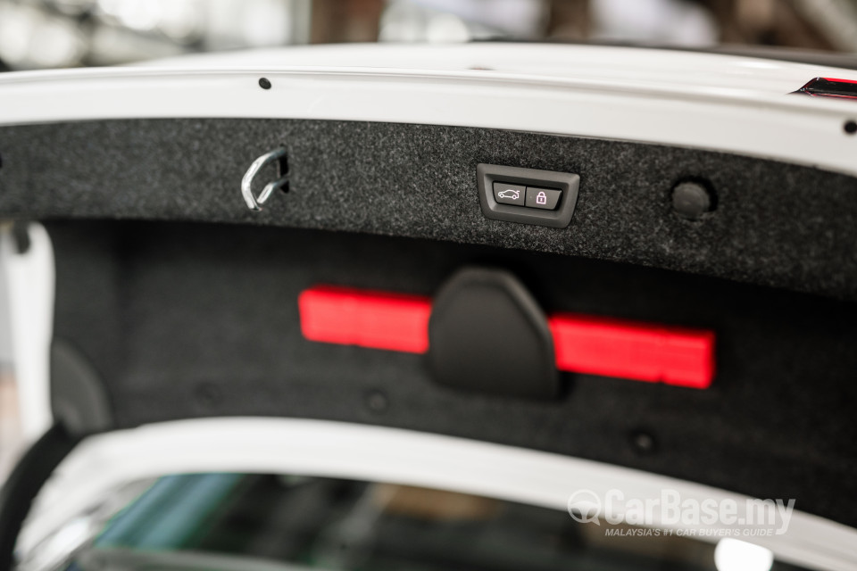 BMW 5 Series G30 LCI (2021) Interior