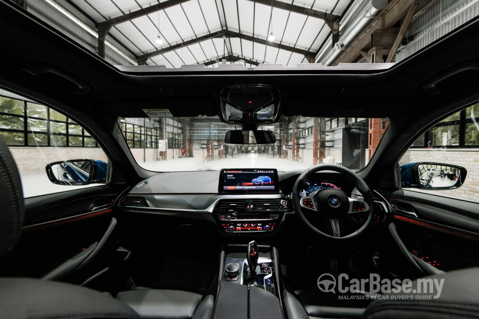 BMW 5 Series G30 LCI (2021) Interior
