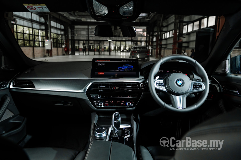 BMW 5 Series G30 LCI (2021) Interior
