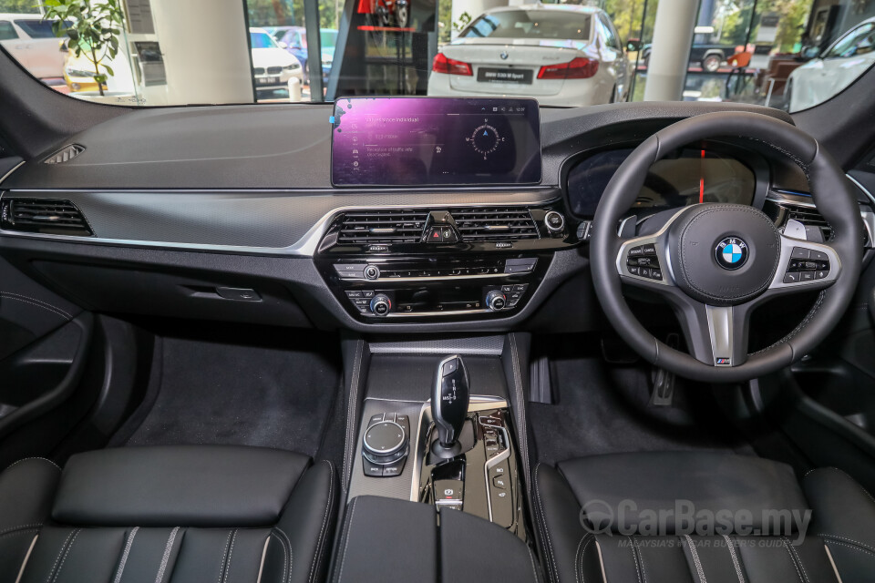 Audi A4 B9 (2016) Interior