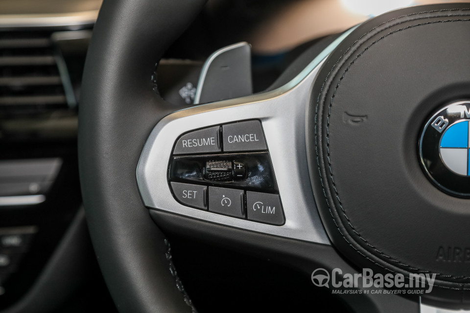 BMW 5 Series G30 LCI (2021) Interior