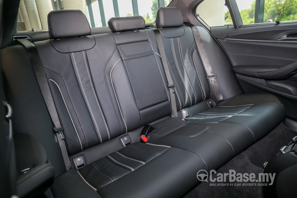 BMW 5 Series G30 LCI (2021) Interior