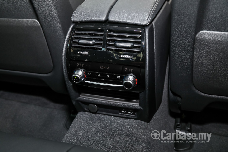 BMW 5 Series G30 LCI (2021) Interior