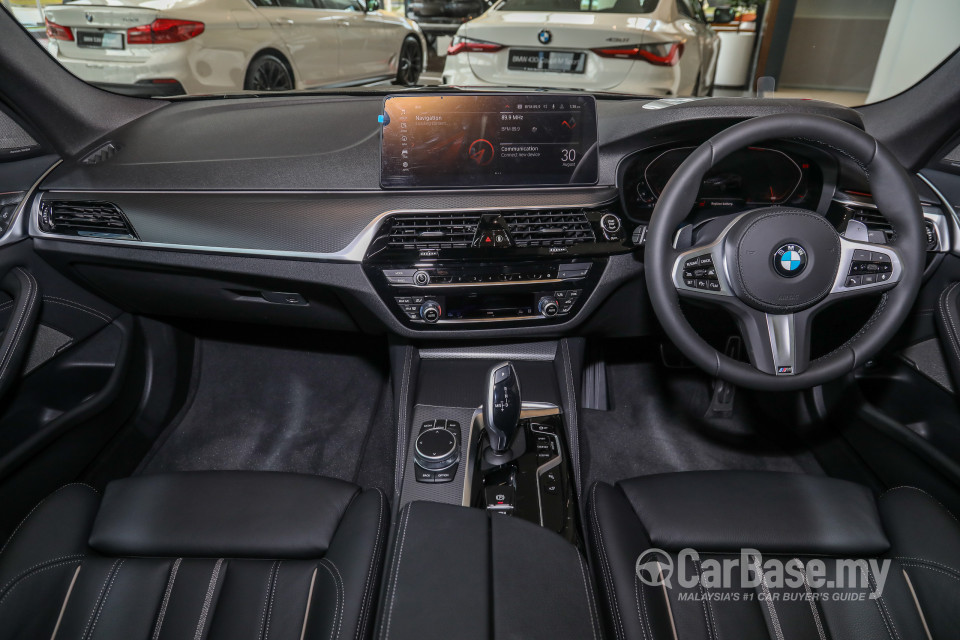 BMW 5 Series G30 LCI (2021) Interior