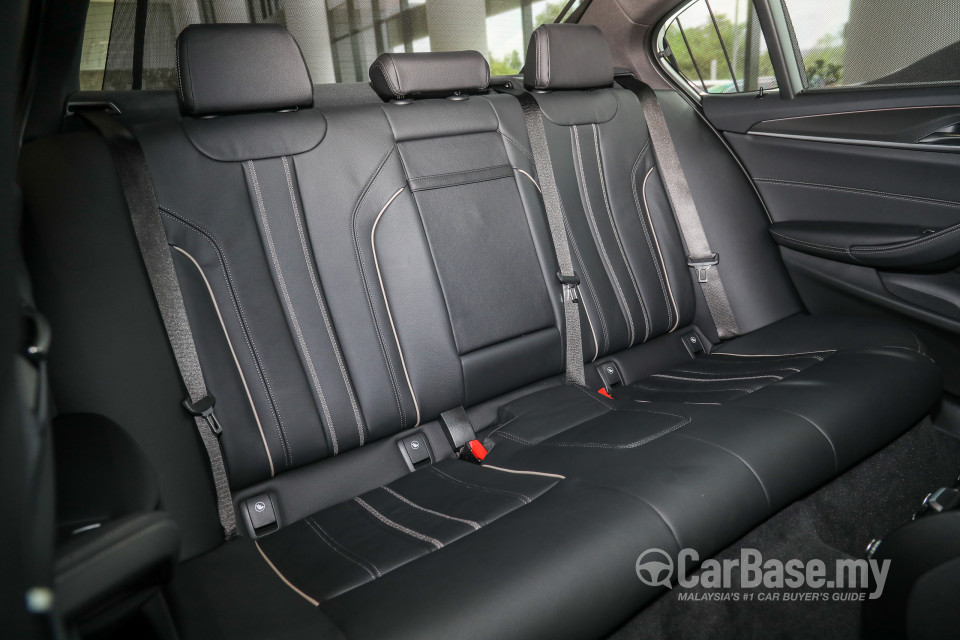 BMW 5 Series G30 LCI (2021) Interior