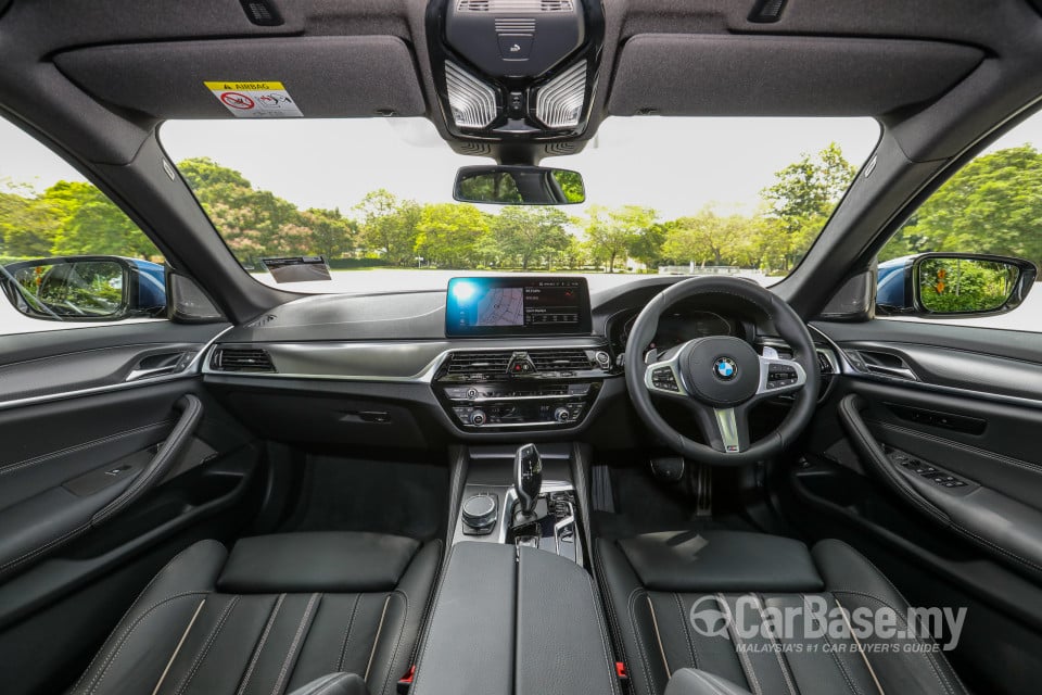BMW 5 Series G30 LCI (2021) Interior