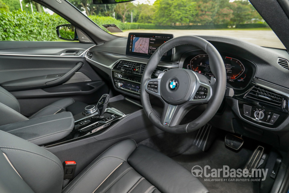 BMW 5 Series G30 LCI (2021) Interior