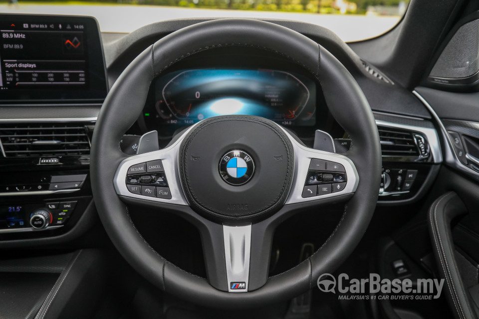 BMW 5 Series G30 LCI (2021) Interior