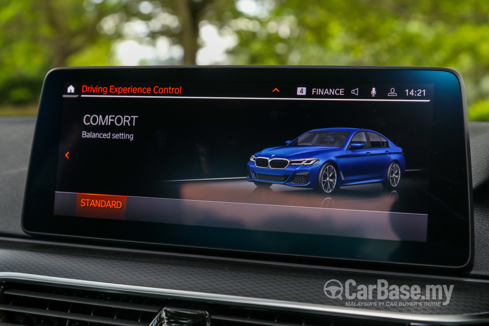 BMW 5 Series G30 LCI (2021) Interior