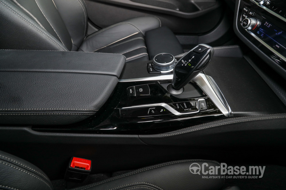 BMW 5 Series G30 LCI (2021) Interior