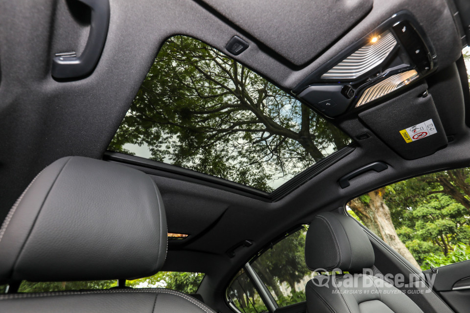 BMW 5 Series G30 LCI (2021) Interior