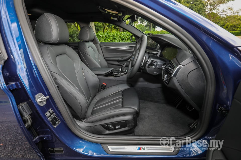 BMW 5 Series G30 LCI (2021) Interior