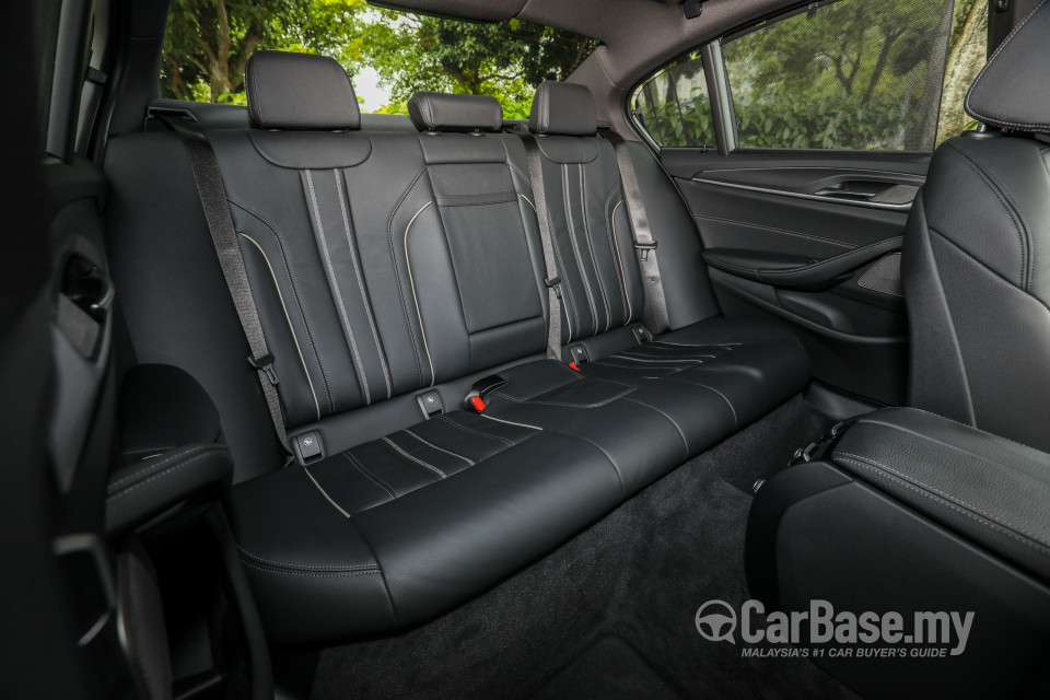 BMW 5 Series G30 LCI (2021) Interior